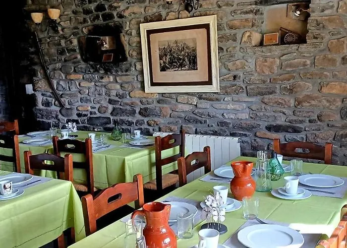 Cimas Con Historia Pensionat *