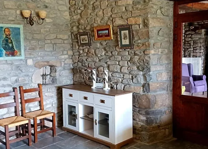 Cimas Con Historia Pensionat *